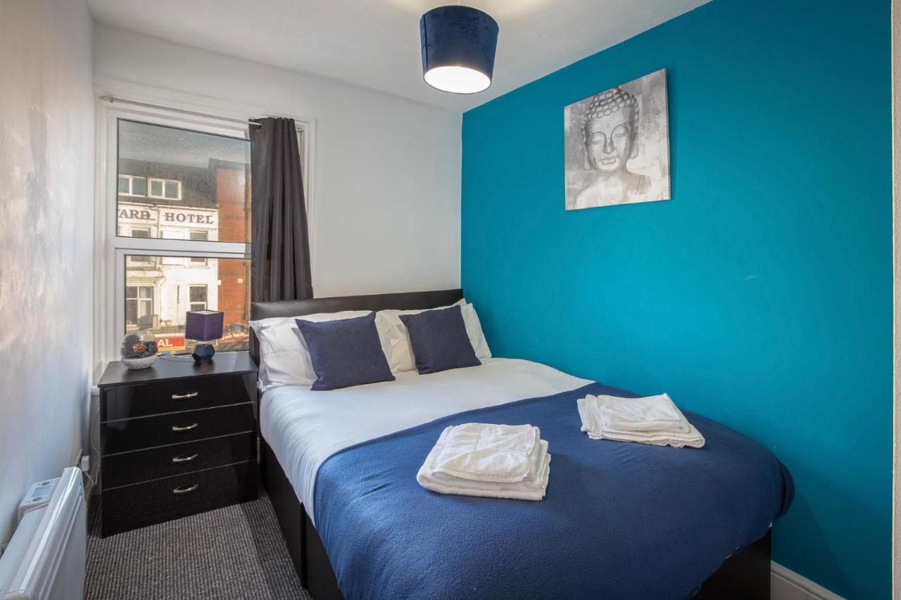 03 Springfield - Sleeps 4 Apartment Blackpool Exterior photo